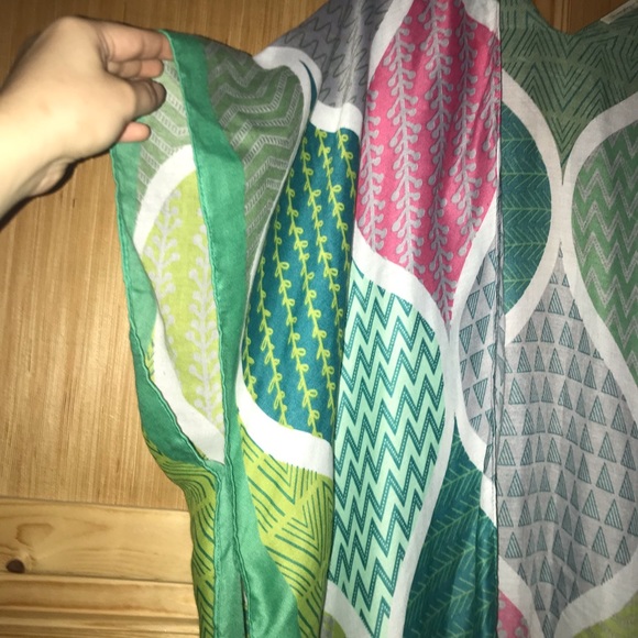 Do everything in love lightweight geometric tassel kimono size OS - Picture 4 of 5